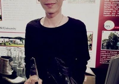 award2_15-400x284-1